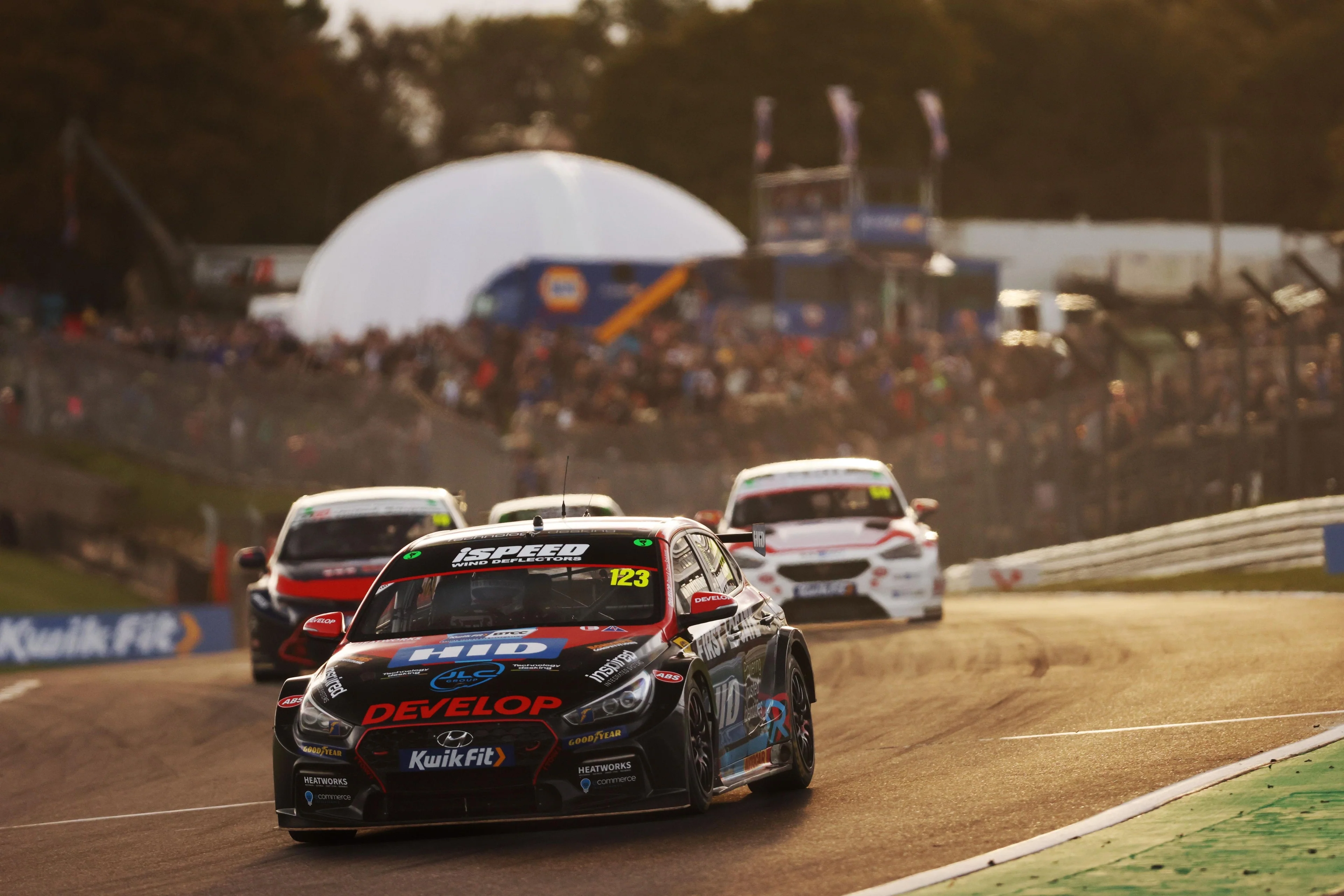 Drive Better with ISPEED Deflectors